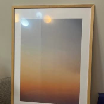 Kırık Posterler Ve Cevapsız Müşteri Hizmeti