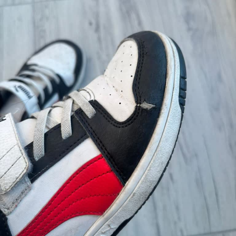 Puma Ayakkabısının Kısa Sürede Yırtılması Ve Değişim Talebi