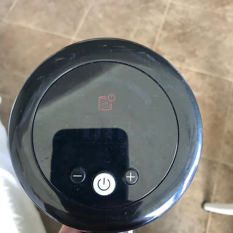 Kendi Kendine Kapanan Süpürge İçin Tekrarlanan Servis Sorunu Ve Para İadesi Talebi