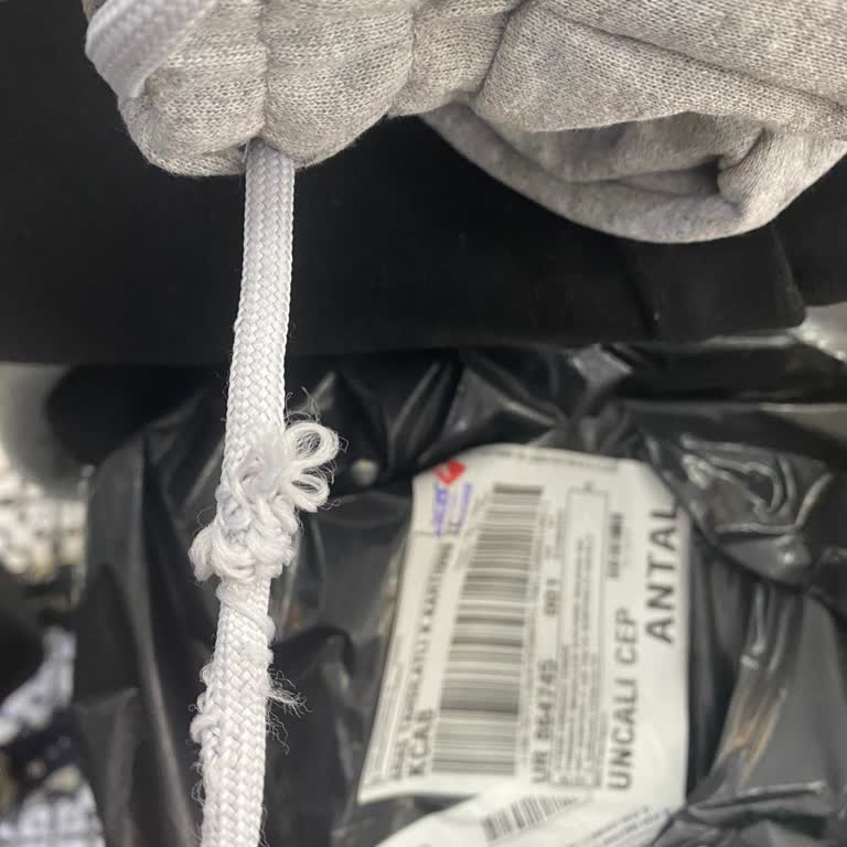 Defolu Ürün Ve Cevapsız Satıcıya Karşı İade Talebi