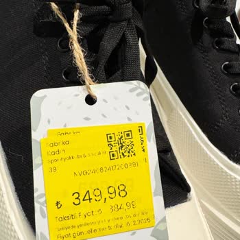 Nivo Mağazasında Peşin Fiyat Yerine Taksitli Fiyatla İşlem Yapıldı Ve İade Talep Ediyorum