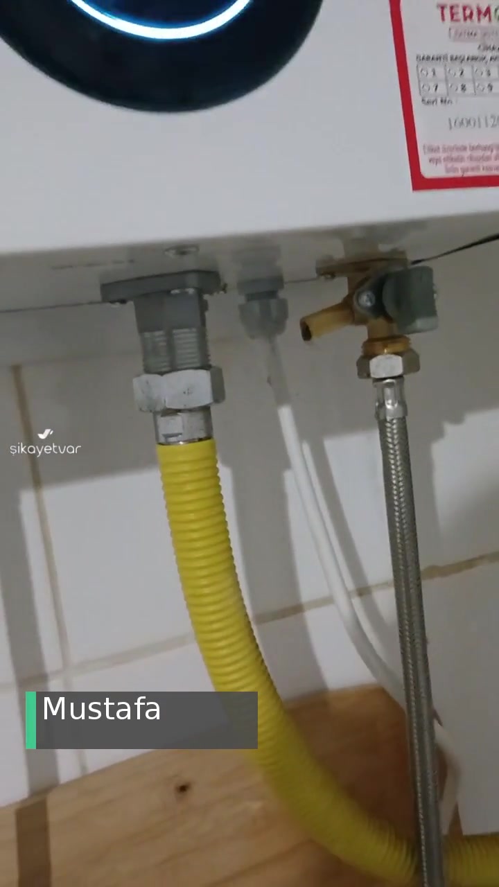 Termodinamik Şofben Altından Su Akıtıyor videonun kapak resmi