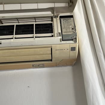 Düşük Voltaj Nedeniyle Klimamızın Kartı Yandı Ve 5 Bin TL Zarar Gördük