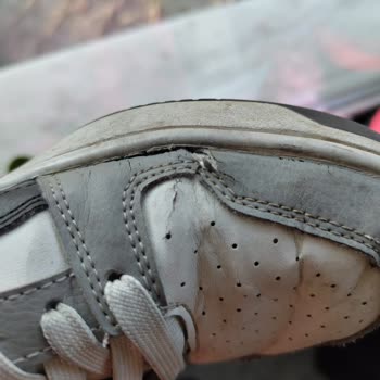 In Street Kısa Sürede Kenar Açılan Puma Ayakkabısının Değişim Reddi