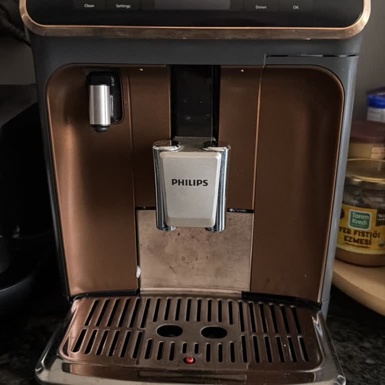 Philips EP5500 Kahve Makinesinin Panelindeki Renk Değişimi Ve Ücretli Değişim İtirazı