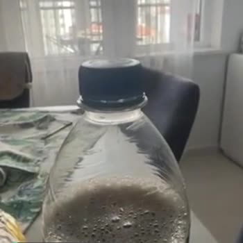 Pepsi Kola Köpüğü Kendi Kendine Köpürüyor!