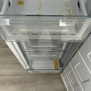 Beko Dondurucu Soğutmuyor, Gıdalar Eridi; Değişim Talebi Reddedildi