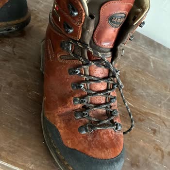 Koray Spor Az Kullanımda Alt Tabanı Açılan Botta Üretim Hatası Ve Müşteri Hizmetleri Sorunu!