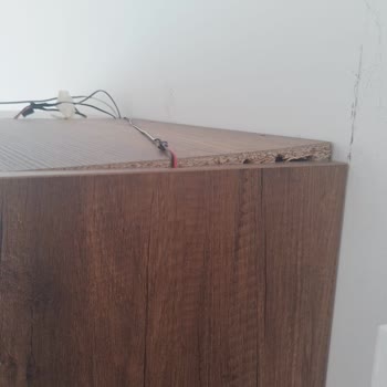 Yanlış Montaj Nedeniyle Tehlikeli TV Ünitesi Ve Cevapsız Müşteri Hizmetleri