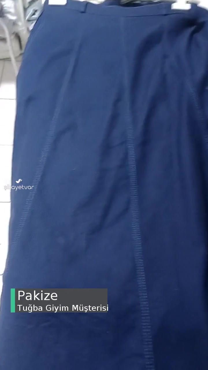 Tuğba Giyim Kırışıklık Nedeni İle Çok Kötü Kumaşı Var, Kesinlikle Değişim İstiyorum! videonun kapak resmi