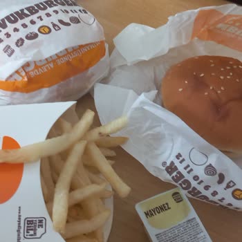 Trendyol GO'da Burger King Beyazevler Şubesinden Eksik Gelen Tavuk Burger Şikayeti