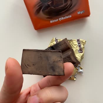 Esenyurt BİM Ülker Bitter Çikolata’da Renk Farkı Ve Güven Sorunu