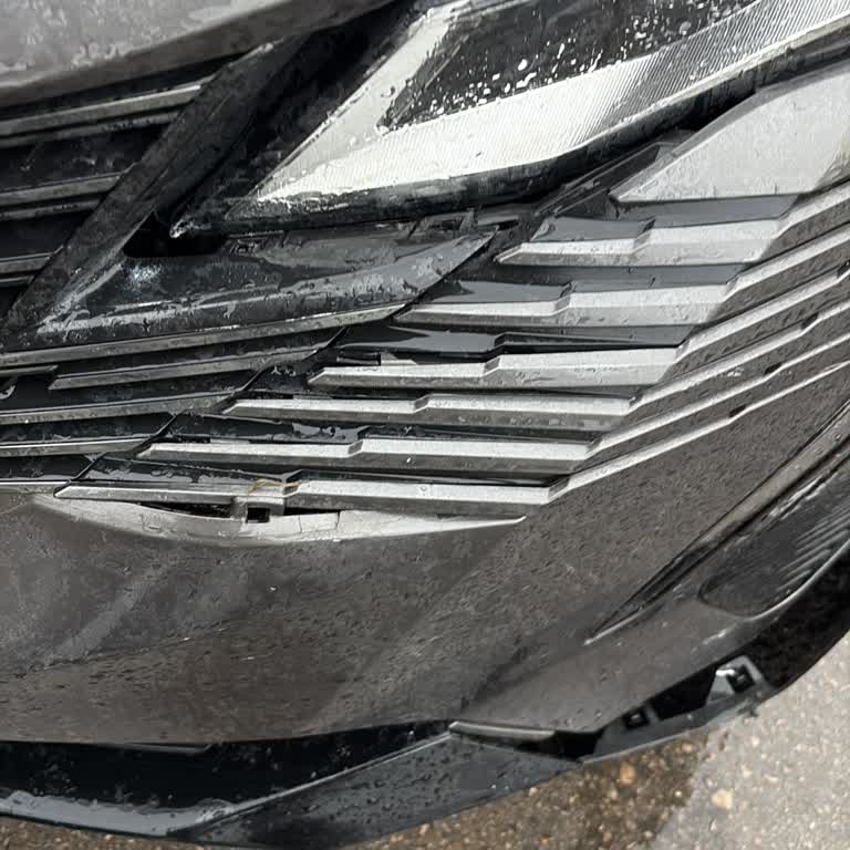 Zurich Sigorta Kasko Onarımında 20 Gün Gecikme Ve Çözüm Yetkisi Olmayan Temsilciler!