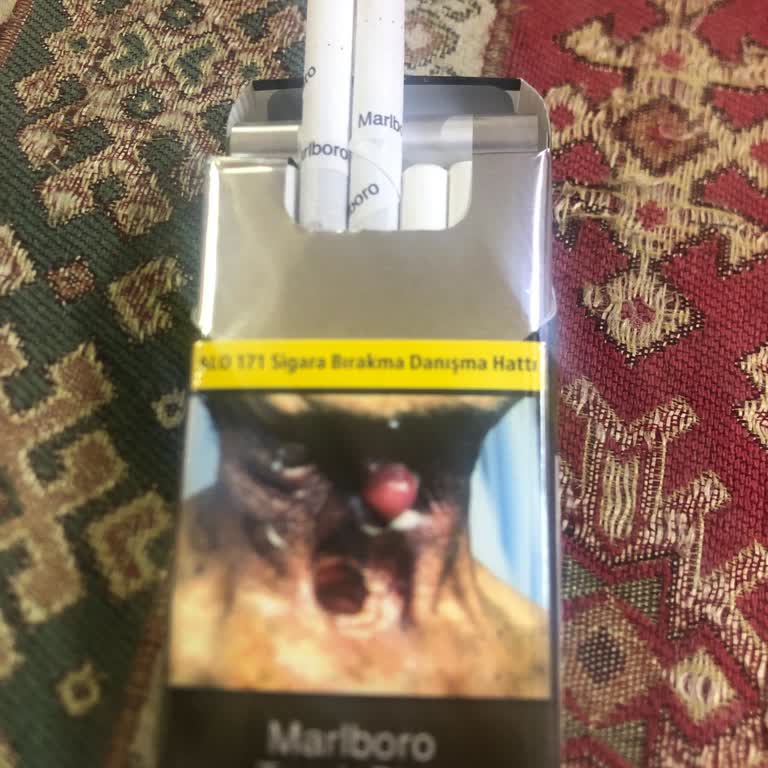 Migros'tan Aldığım Marlboro Touch Paketi Üzerinde Baskı Hatası