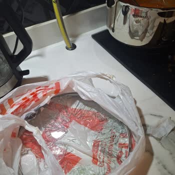 Patlayan Cam Kapak Güvenlik Riskine Yol Açtı