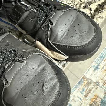 Vicco Çocuk Ayakkabısının Erken Aşınması Ve Mağazanın Kullanıcı Hatası İddiası