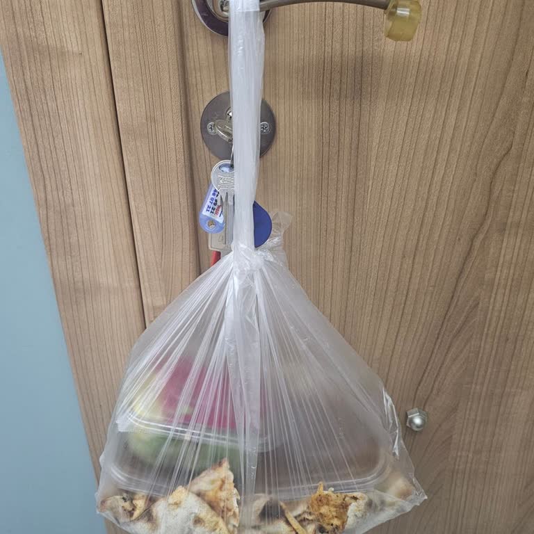 Yemeksepeti Üzerinden Bozuk Lahmacun Ve Restoranın Cevapsızlığı Nedeniyle Tam İade Talebi