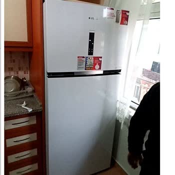 Yeni Buzdolabının Çizik Kapak Sorunu Ve Değişim Talebi