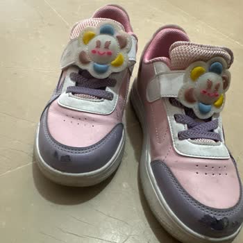 Pepino Ayakkabı 3. Günde Normal Kullanımda Ön Kısmından Parçalandı