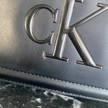 Defolu Çanta Gelen Boyner, Stokta Olmasına Rağmen Değişim Reddetti