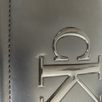 Defolu Çanta Gelen Boyner, Stokta Olmasına Rağmen Değişim Reddetti