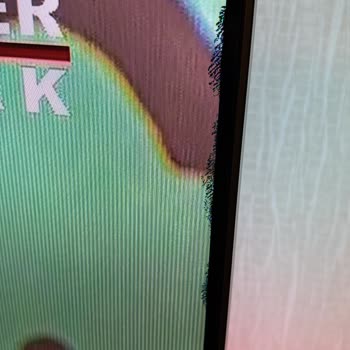 Kutu İçinden Çıkan Kırık Ekran Yetkili Servis Hatası