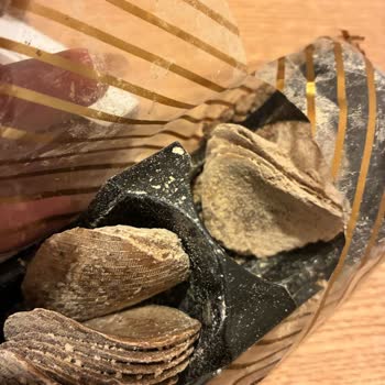 Şölen Milango Sea Salt Karamel Çikolatasının Toz Haline Gelmesi Sağlık Endişesi Yaratıyor