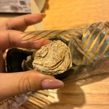 Şölen Milango Sea Salt Karamel Çikolatasının Toz Haline Gelmesi Sağlık Endişesi Yaratıyor