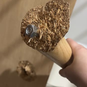 Kalitesiz Ve Dayanıksız Yemek Odası Takımı Ücretsiz Destek Reddi