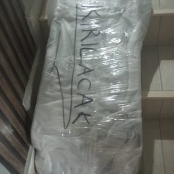 Yurtiçi Kargo Taşıma Sırasında Oluşan Sürtünme Kaynaklı Yırtılma Meydana Geldi