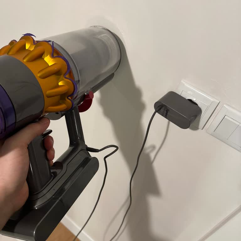 Dyson V15 Batarya Arızası Ve Ücretsiz Değişim Talebi