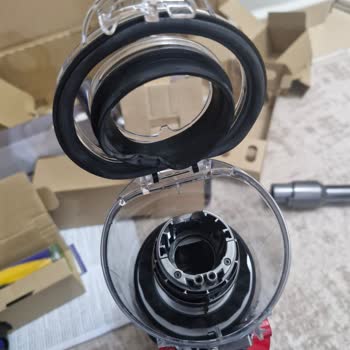 Dyson V12 Absolute Marka Süpürge Skandalı!