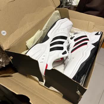 Hasarlı Ayakkabı Kutusu Ve Kötü Paketleme Şikayeti