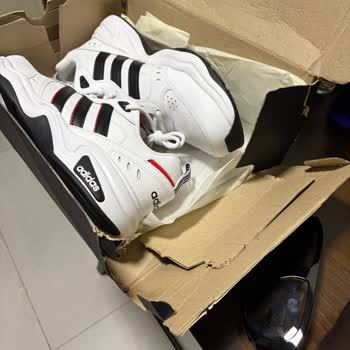 Hasarlı Ayakkabı Kutusu Ve Kötü Paketleme Şikayeti