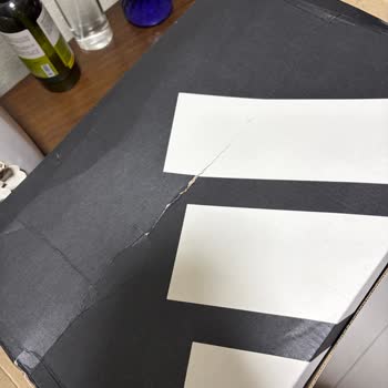 Hasarlı Ayakkabı Kutusu Ve Kötü Paketleme Şikayeti