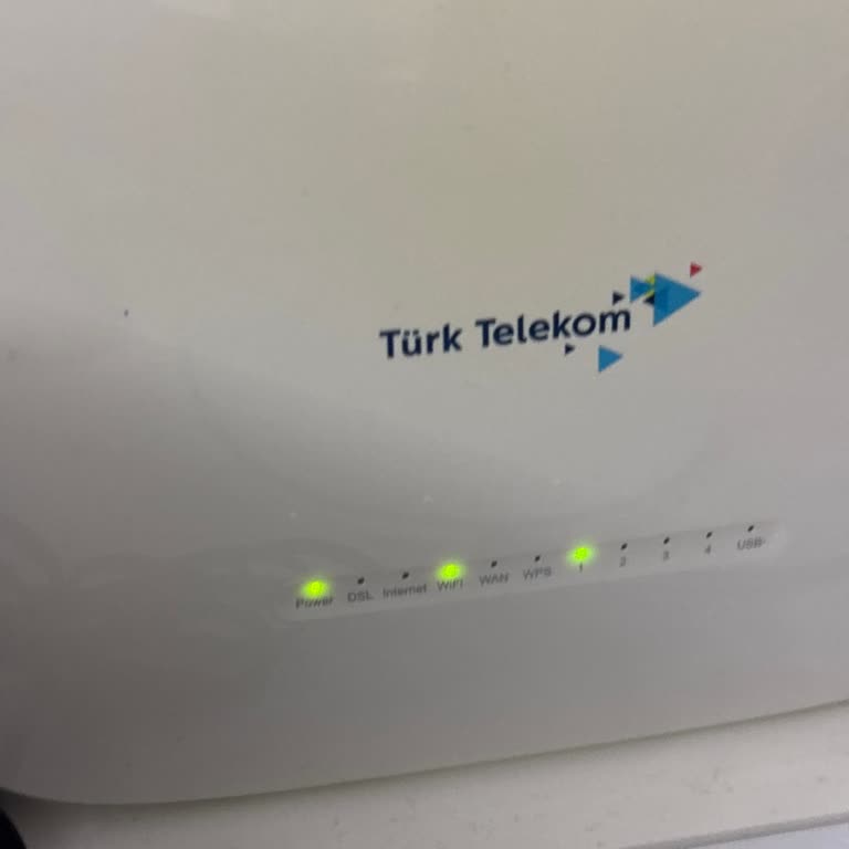 Onaysız İnternet Kesintisi Ve Saygısız Müşteri Hizmetleri