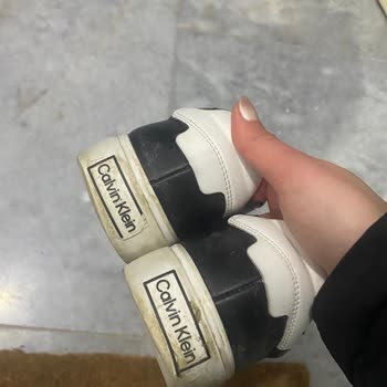 Boyner'den Aldığım Calvin Klein Sneaker Kısa Sürede Çerçevesi Koptu, İade Talep Ediyorum