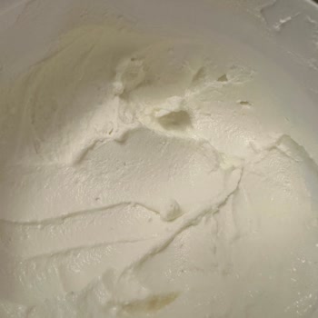 İçim Süzme Yoğurtta Kıvam Ve Tat Sorunu