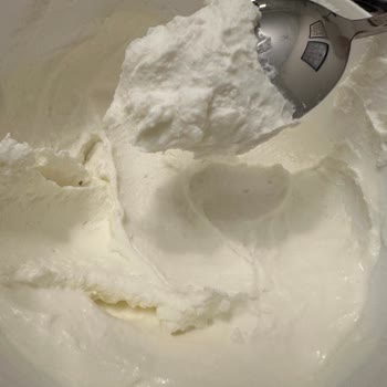 İçim Süzme Yoğurtta Kıvam Ve Tat Sorunu