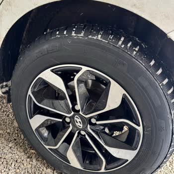 Petlas Snowmaster Lastiği Hava Kaçırıyor, Satıcı İlgisiz Ve İade İstiyorum