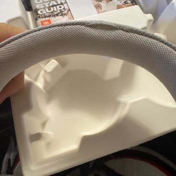 Açılmış Paket Ve Patlamış Dikişli Kulaklık İçin Değişim Talebi