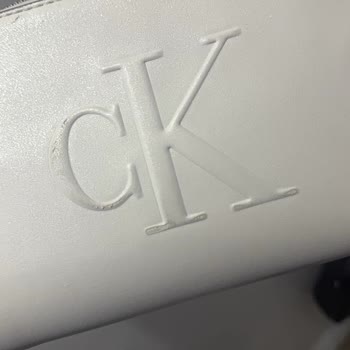 Calvin Klein Çantaların Kısa Sürede Soyulması Ve Boyner’in Ret Cevabı