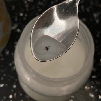 Migros’ta Bebek Mamasında Böcek Tespiti