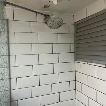 Palm City Otel | Akhisar Otelinde Kirli Banyo Ve Umursamaz Personel