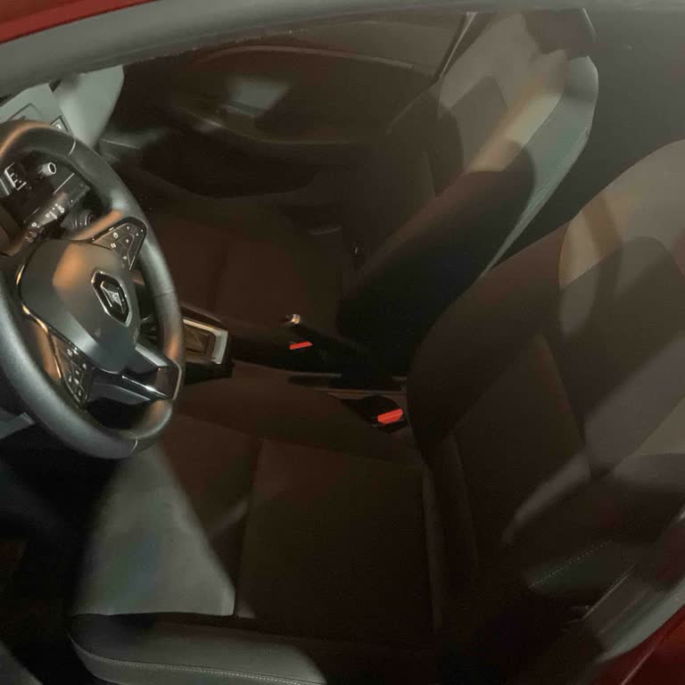 Garenta’da Vaat Edilen Yeni Model Araç Yerine Eski Araç Teslim Alındı