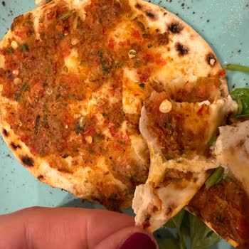 Lahmacun İçinde Kurt Bulunması Gıda Güvenliği İhlali