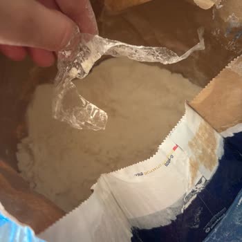 Sinangil Un Paketinde Jelatin Parçası Bulunması İnsan Sağlığını Tehdit Ediyor