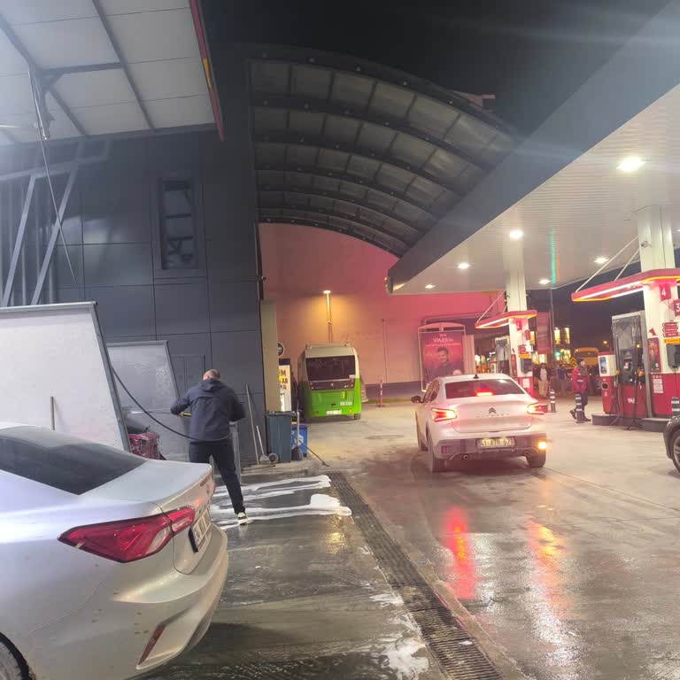 Kirli Araç İçin Yıkama Hizmeti Reddedildi Ve Güven Sarsıldı