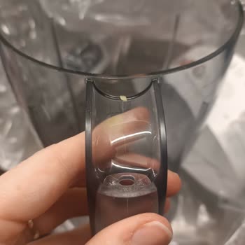 Kullanılmış Olduğu Anlaşılan Yeni Mutfak Robotu Ve Değişim İsteği