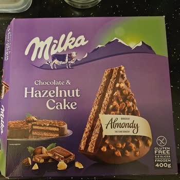 Milka Çikolatalı Fındık Keki'nde Sert Kabuk Parçası Dişimi Kırdı